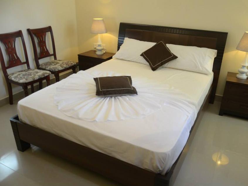 Crystal Beach Inn Мале Экстерьер фото
